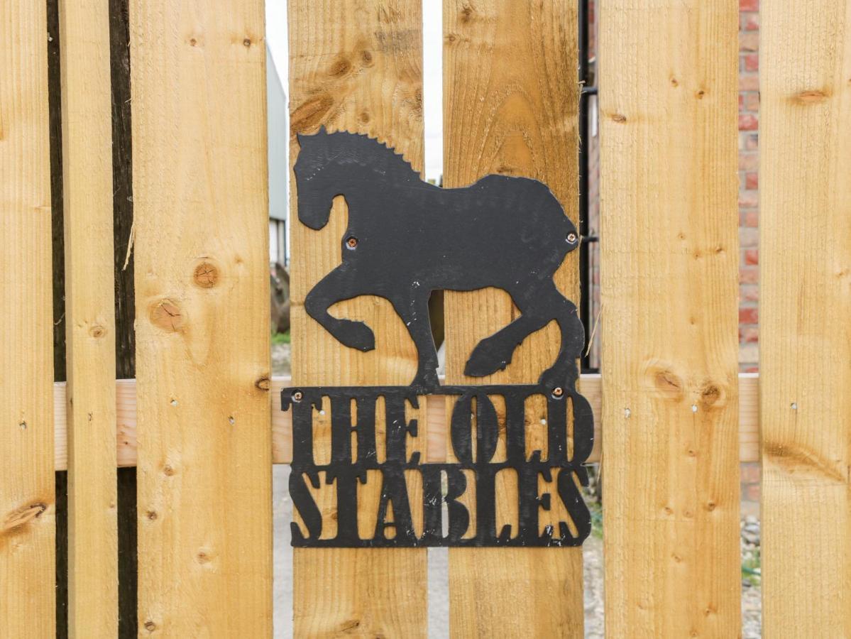 The Stables Villa Driffield Exterior photo